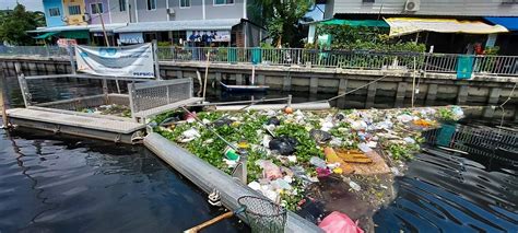 Fewer trash, but more plastics during cleanup .